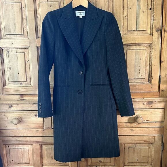 Carine Roitfeld Paris Uniqlo Small Gray Jacket Pinstripe Collared‎ Longer Length - Picture 1 of 11